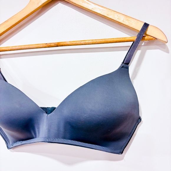 JOE FRESH Wireless Grey Bra - Picture 6 of 6